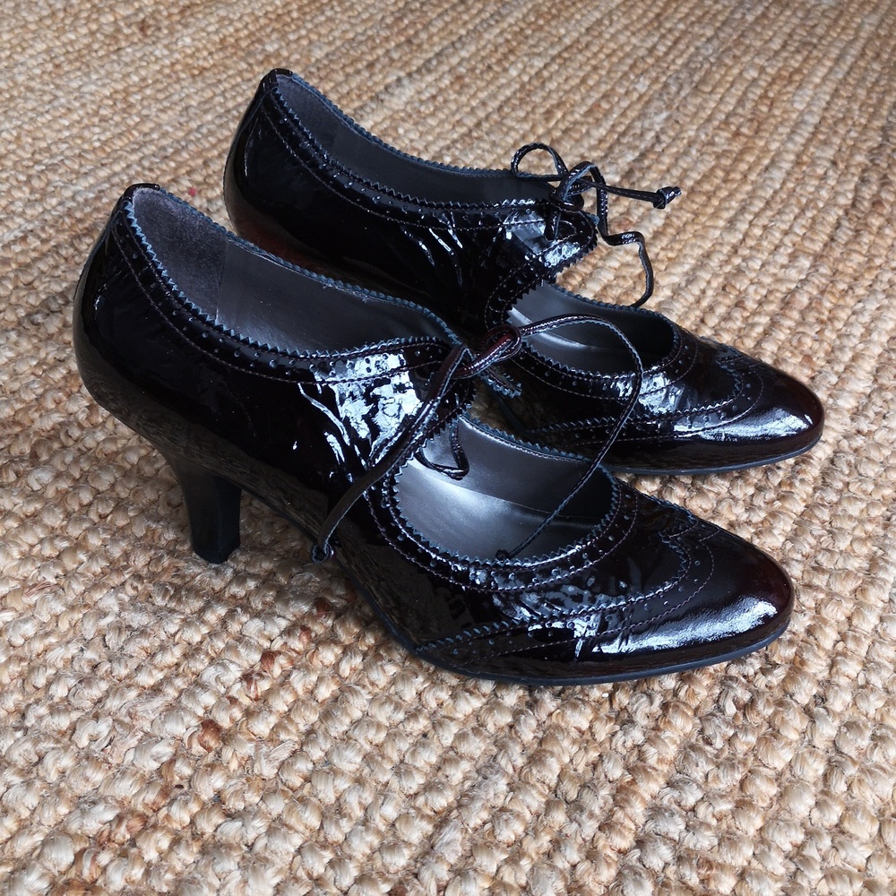 Bos & Co patent leather heels